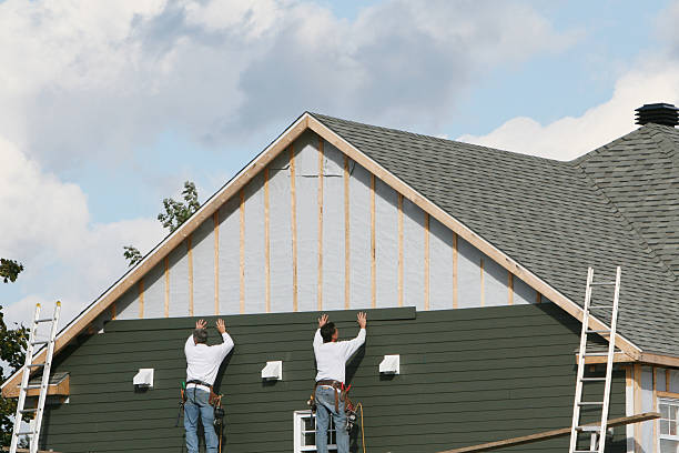 Professional Siding Installation technician working in La Grange, NC